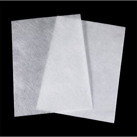 What are the characteristics of polyester fiberglass cloth?